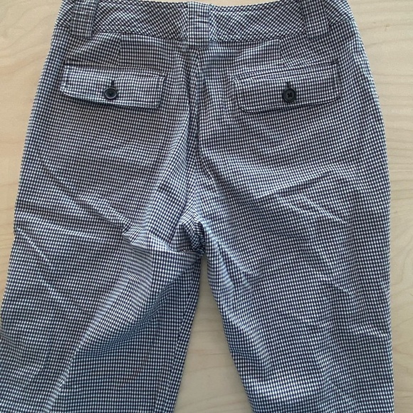 Larry Levine Stretch Bermuda Shorts size 6 (FO) - Picture 14 of 16